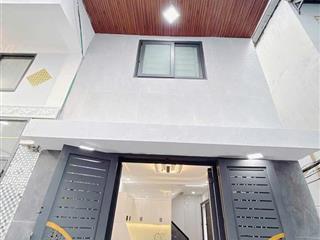 SIÊU PHẨM NHÀ ĐẸP 3 TẦNG - TRUNG TÂM QUẬN 4 - VÀO Ở NGAY.