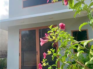 Bán đất tặng nhà thích hợp nghỉ dưỡng, làm second home, tại đường số 2, Khu dân cư Tam