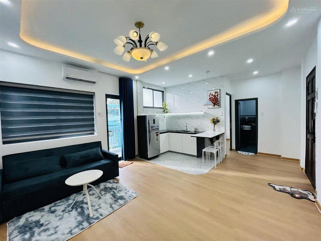 Bán CC 49m² tại Chung cư 319 Lý Thường Kiệt, P15, Q11, giá ưu đãi 2,75 tỷ