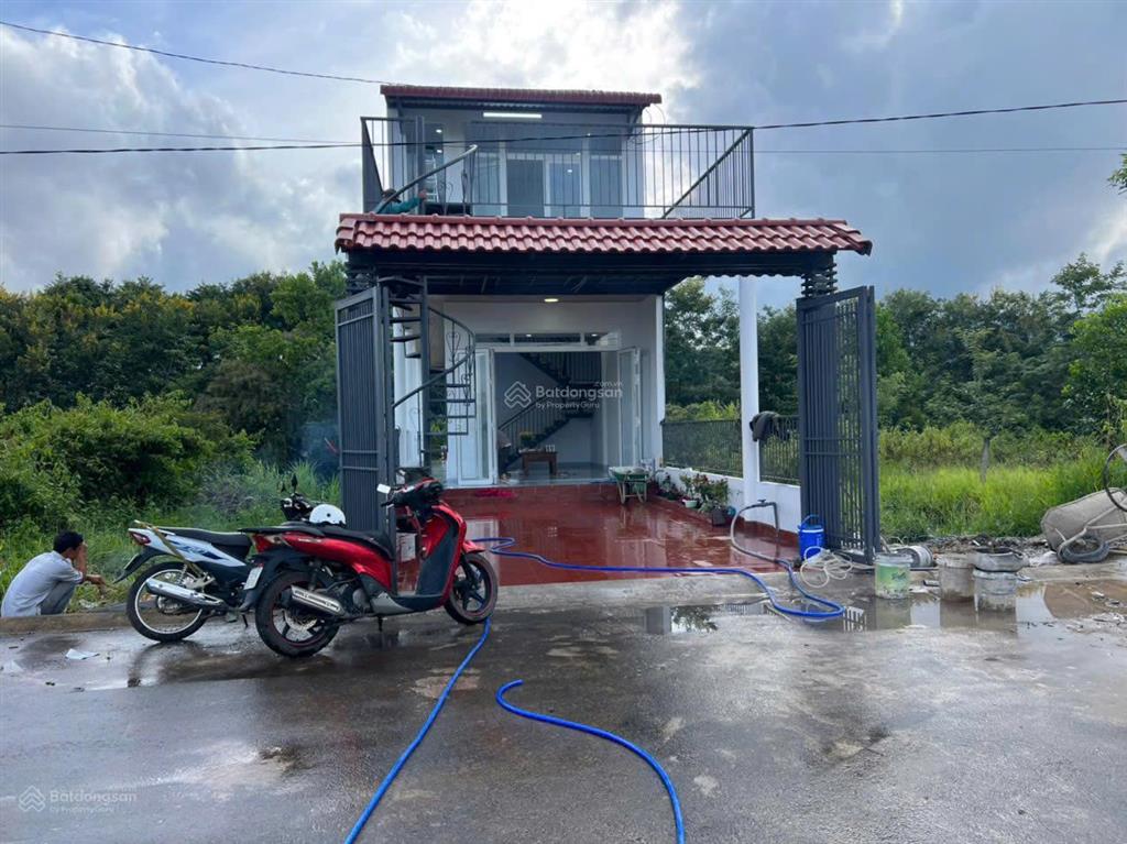 Nhà 2 tầng Lộc Thành thiết kế hiện đại
