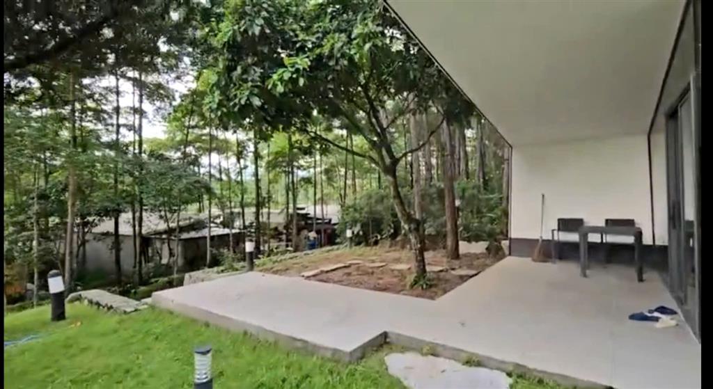 Chính chủ bán Forest Villa - dự án Flamingo Đại Lải. View mặt hồ & đồi cỏ cực đẹp