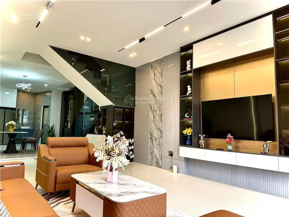 Bán gấp nhà mặt phố tại nguyễn hữu thọ, 17,2 tỷ, 83m2, hải châu, đà nẵng