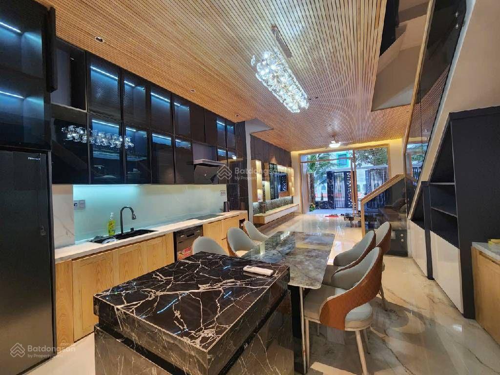 Bán nhà mt đinh đức thiện 90m2 full nội thất luxury chỉ 9,1 tỷ