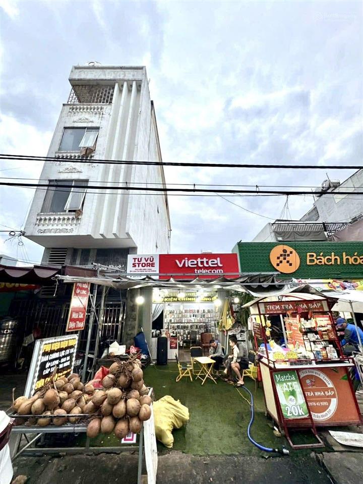 Hàng hiếm hòa khánh! mt trần đình tri  đối diện chợ mới  kinh doanh cực tốt