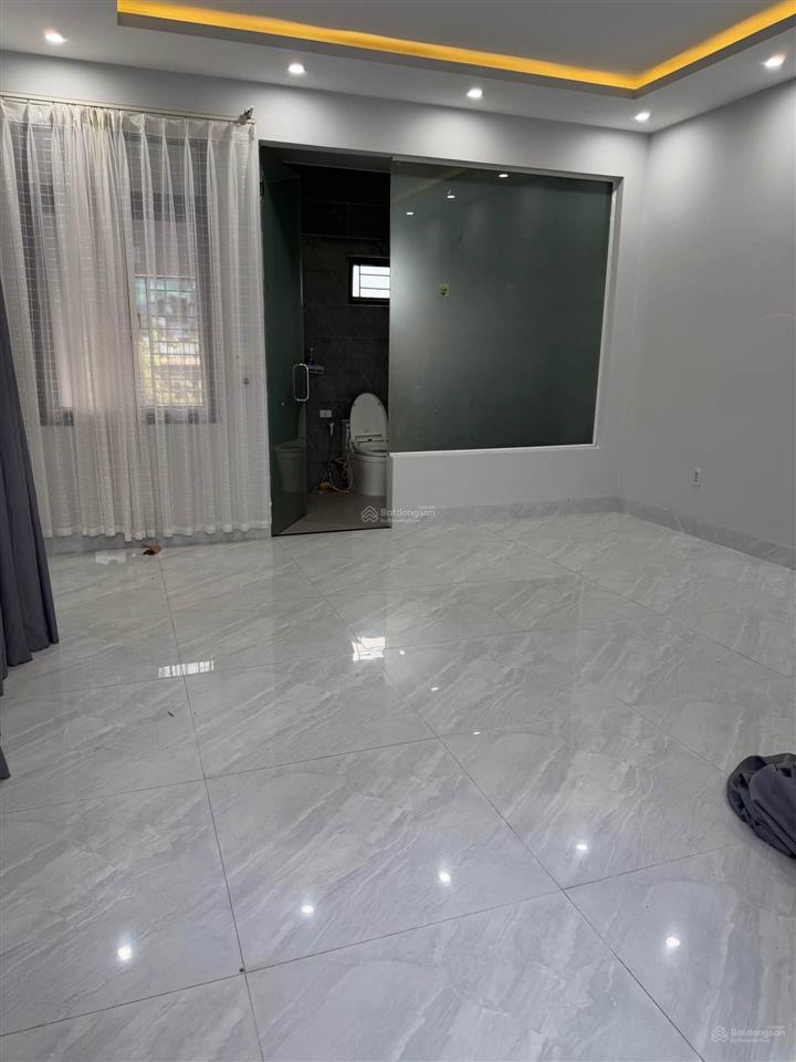 Bán nhà mt 230m2 đường cmt8 đà nẵng giá chỉ 19 tỷ dòng tiền thu về cực tốt