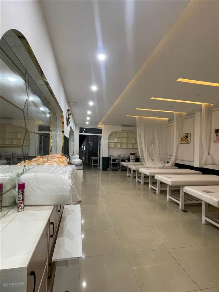 Bán nhà mt 100m2 điện biên phủ khu kinh doanh cực tốt cho các thương hiệu chỉ 18 tỷ