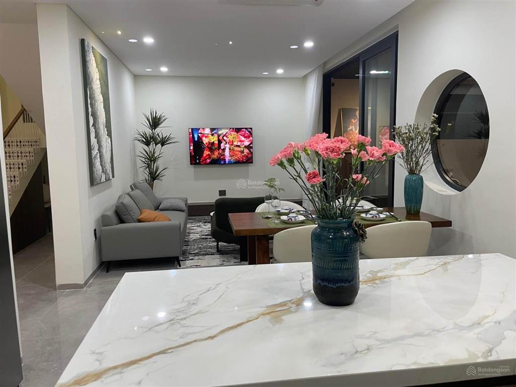 Bán villa hội an 2 tầng hồ bơi riêng dòng tiền 70100 triệu/tháng