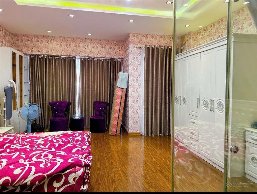 Bán nhà vip đường huỳnh tấn phát  dt vuông vức  sang trọng chỉ 15,8 tỷ