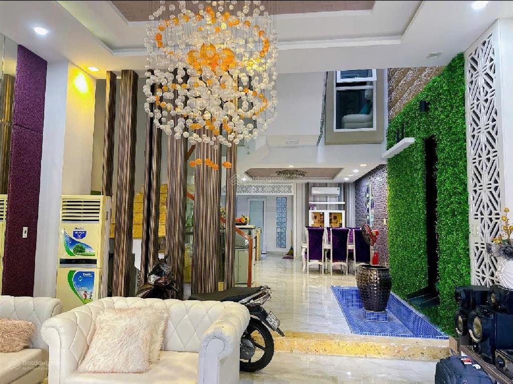 Bán nhà vip đường huỳnh tấn phát  dt vuông vức  sang trọng chỉ 15,8 tỷ