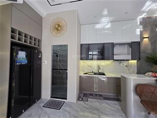 Hiếm có khó tìm nhà 2 tầng hoàng diệu sát cầu rồng giá chỉ 19 tỷ đường 10m5 vỉa hè rộng