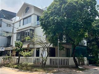 240m lô góc khu biệt thự lâm viên hoàn thiện chỉnh chu về ở ngay. giá 35 tỷ.  0867 219 ***