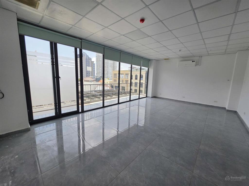 Chính chủ  vp 40m2 thoáng, đẹp tại 38/15b nguyễn văn trỗi, phú nhuận