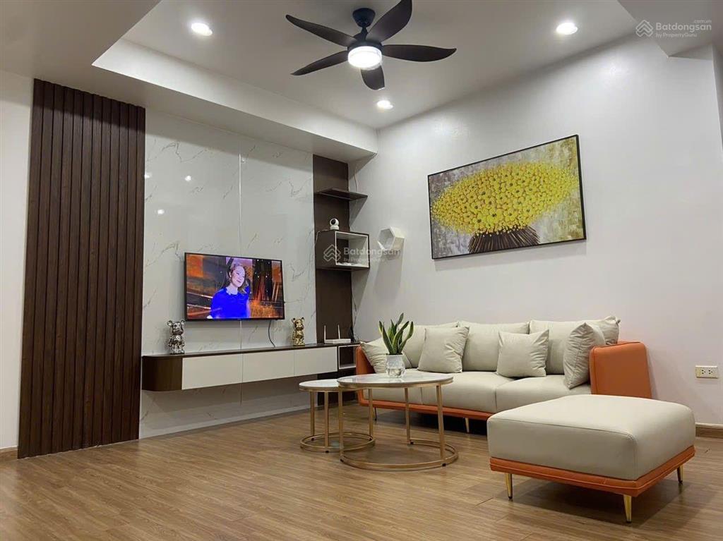 Chung cư osaka 2 ngủ, sổ đỏ, view hồ linh đàm.