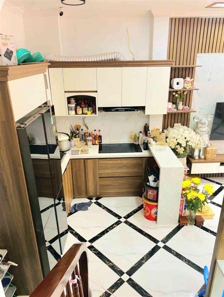 Bán nhà riêng tại trương định, giá siêu hời 8 tỷ vnd, 30m2, 5 tầng, view đẹp.