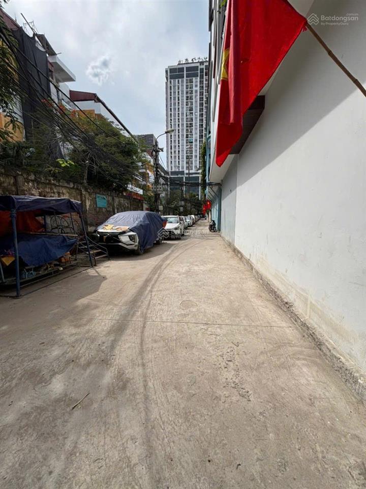 Nhà mới, ô tô đỗ ngày đêm, trung tâm thanh xuân, 22m, 5 tầng, 8tỷ.