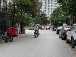 Siêu hiếm thanh xuân, 45m2, 6tầng, mt 4.8, ô tô đỗ trong nhà, 20tỷ.