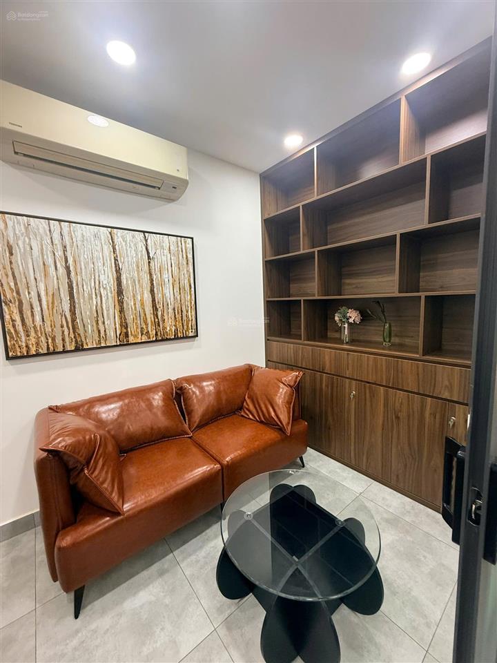 Cho thuê văn phòng đầy đủ nội thất