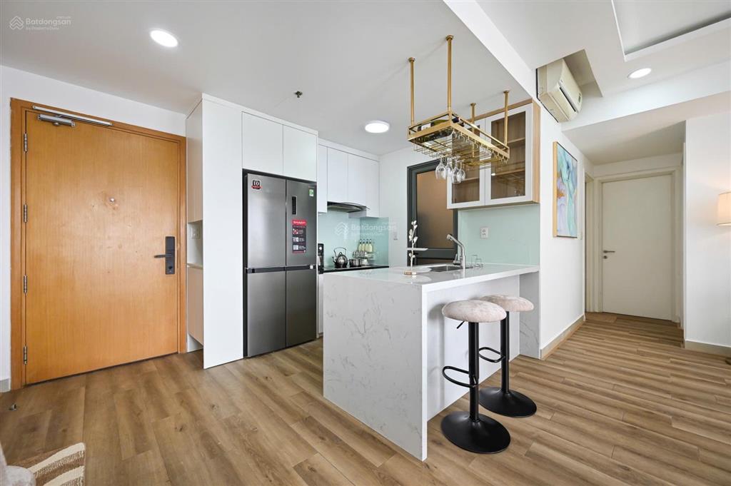 Cho thuê căn hộ cc 2pn  ban công rộng  view thoáng  giá rẻ  dọn vào ở ngay