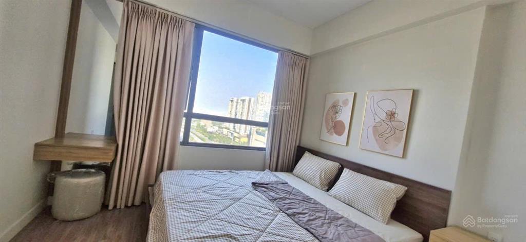 Cho thuê căn hộ 2 phòng ngủ  2 phòng tắm  nội thất làm mới 100%. chuyên nắm nhiều căn hộ giá tốt