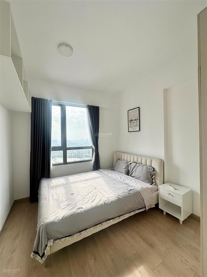 Cho thuê 2pn/2wc dt 71m2 view thoáng, an ninh 24/24 giá hời trục t2