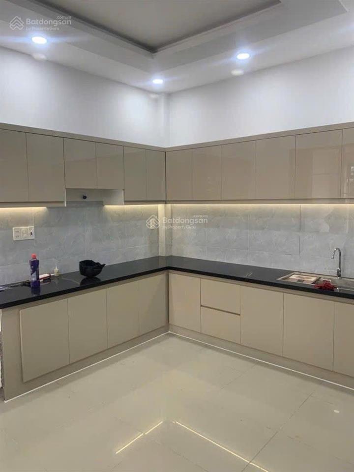 Nhà mới  ô tô ngủ trong nhà  giá chỉ 8.4 tỷ  bình trưng đông