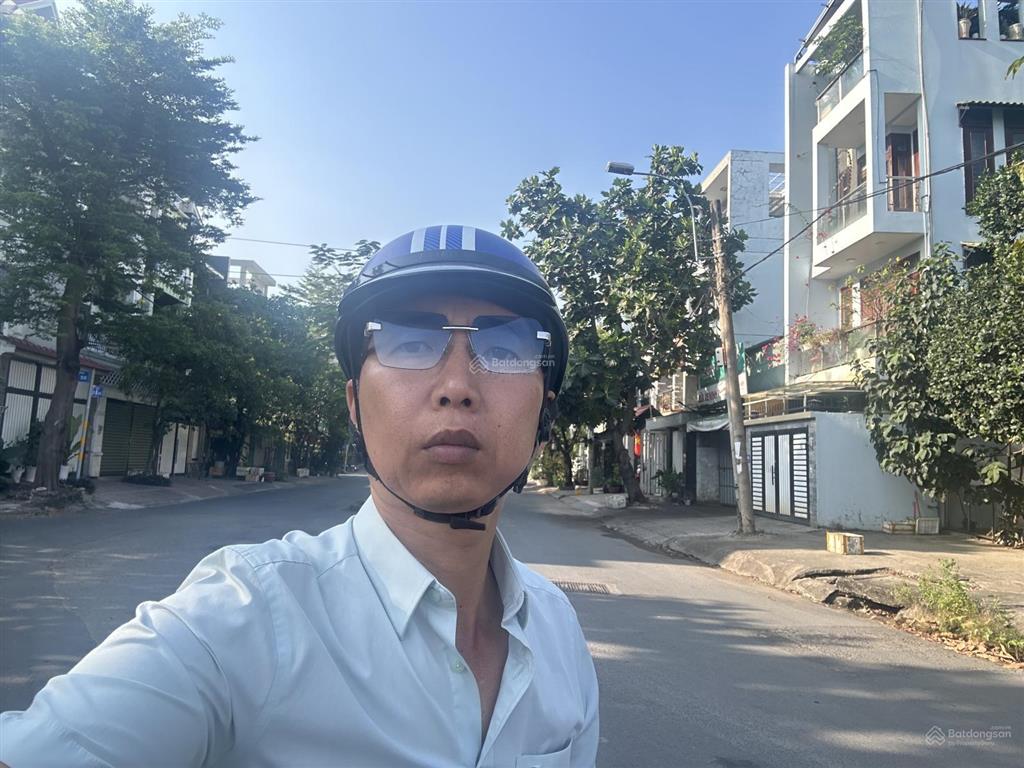 Nhanh tay chốt siêu phẩm bán đất tặng nhà cấp 4 đường xe ô tô thông tứ hướng còn sót có 102 quận 2.