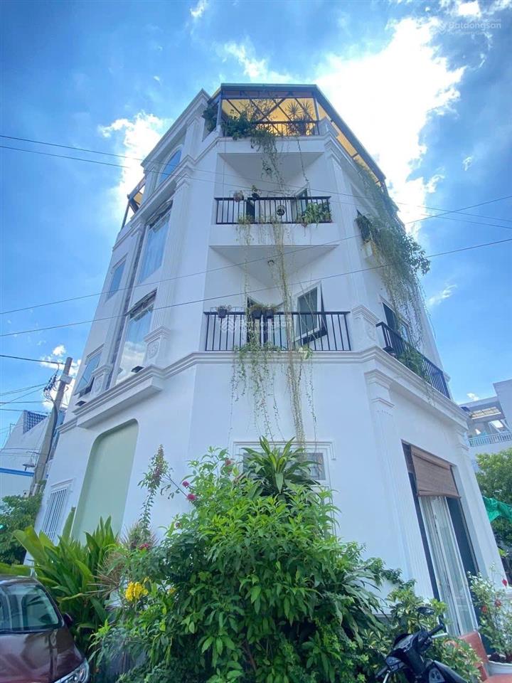 Gấp bán, giảm 100tr, giá chỉ còn 7tỷ6  bán nhà kiểu villa lô góc 3 mặt thoáng kdc esco quận 2