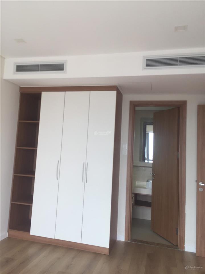 Hàng hiếm bán căn hộ rivera park sg, thành thái, 74, 2pn, nhà đẹp,giá 5.5 tỷ. ll 0933 722 *** kiểm