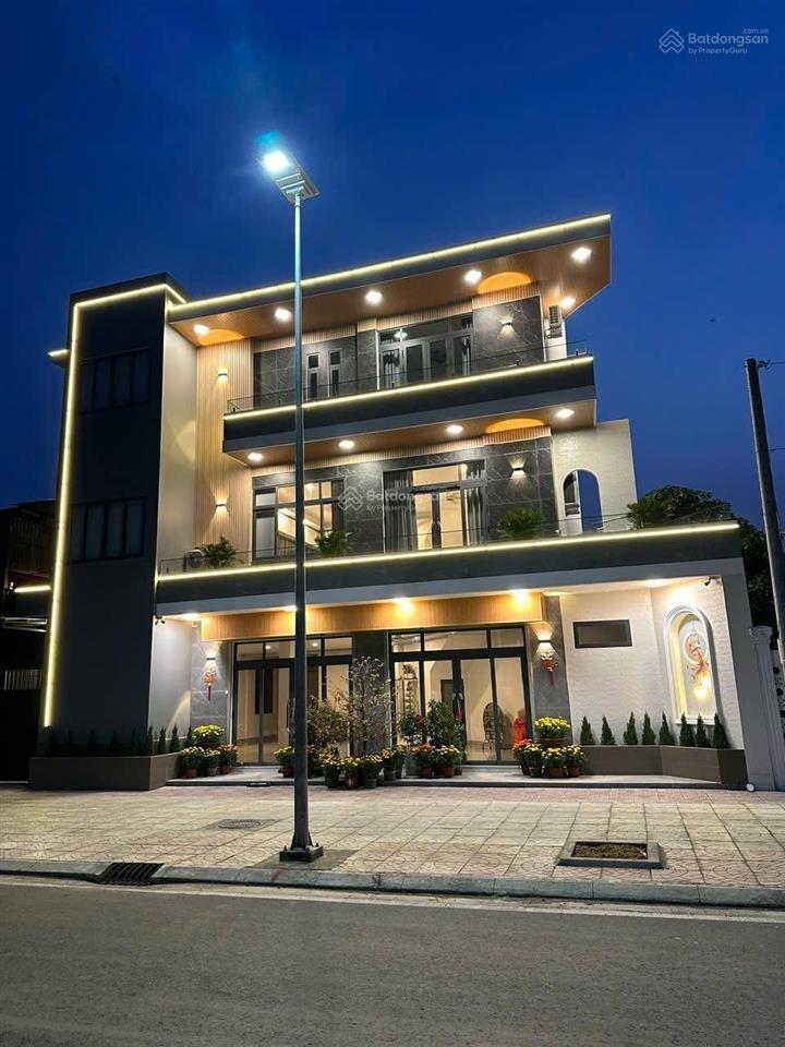 Bán nhà mặt tiền đường nguyễn đáng nối dài  gần bệnh viện đa khoa trà vinh  657m2  nhà 3 tầng