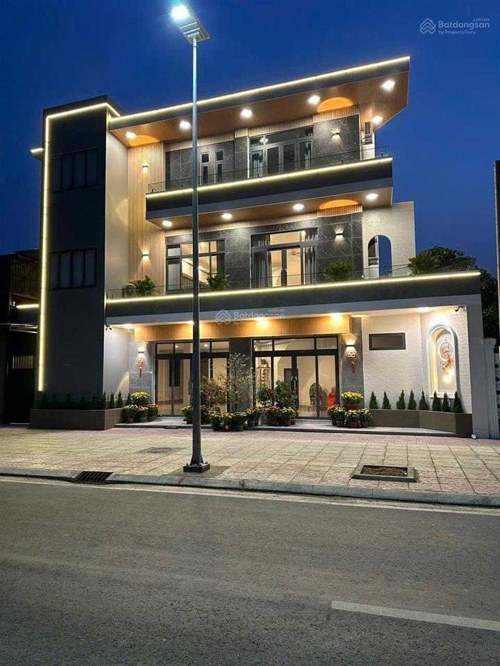Bán nhà mặt tiền đường nguyễn đáng nối dài  gần bệnh viện đa khoa trà vinh  657m2  nhà 3 tầng