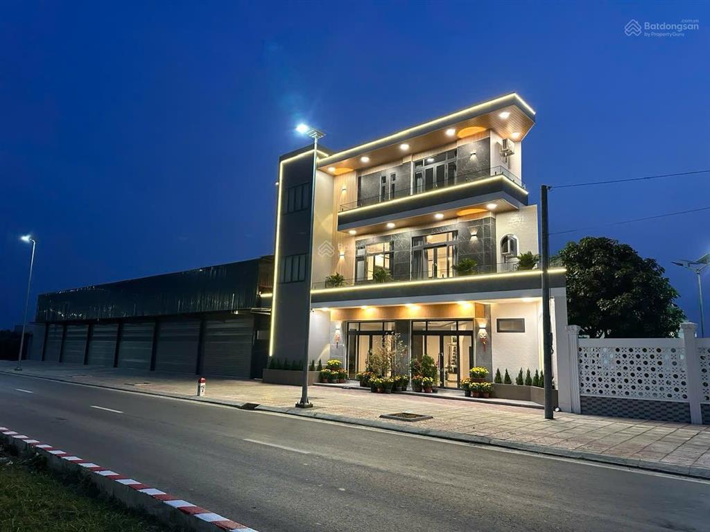Bán nhà mặt tiền đường nguyễn đáng nối dài  gần bệnh viện đa khoa trà vinh  657m2  nhà 3 tầng