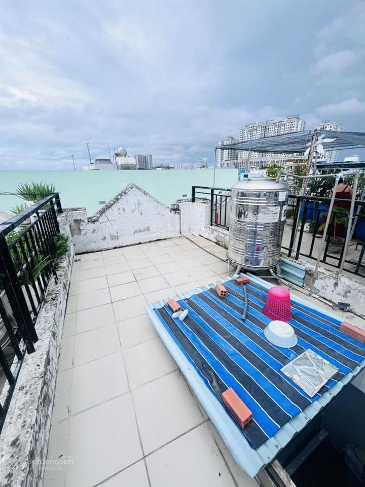 Bán nhà riêng tại lương văn can, 2 tỷ, 21m²