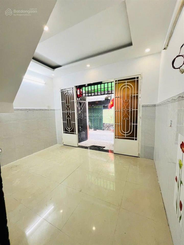3.35 tỷ nhà 1 trệt 1 lầu  vị trí đẹp  ngay trung tâm hành chính quận 8.