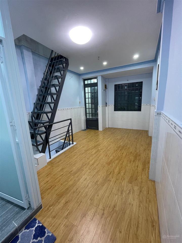 Bán nhà pth q8 3 tầng nhỉnh 2 ty