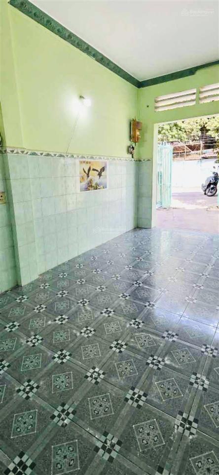 2 tỷ 6 nhà khu tên lửa hẻm xe hơi 8m, 3 ô tô tránh hiếm