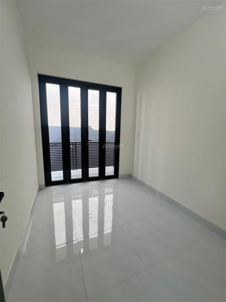Nhà hẻm phường phú định 31m2 chỉ 2 tỉ xíu còn thương lượng