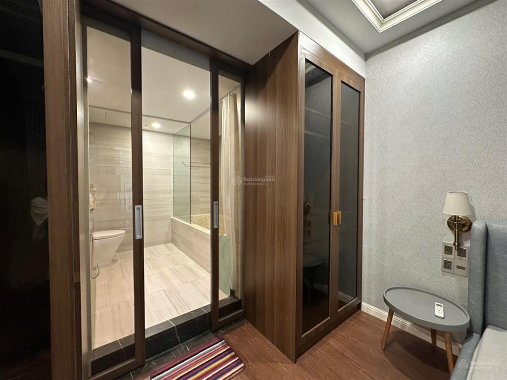 Cho thuê căn hộ nội thất cao cấp masteri thảo điền   0942 207 *** em vy