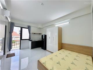 Đi đâu nữa, studio ban công siêu bự đây nè. phòng đẹp ban công rộng vị trí tốt