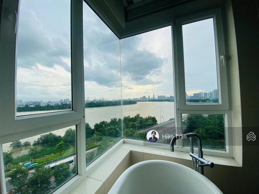 Sản phẩm hiếm 2pn tháp brillant sẵn sổ hồng vị trí độc nhất  các phòng bao bởi view sông. gọi ngay