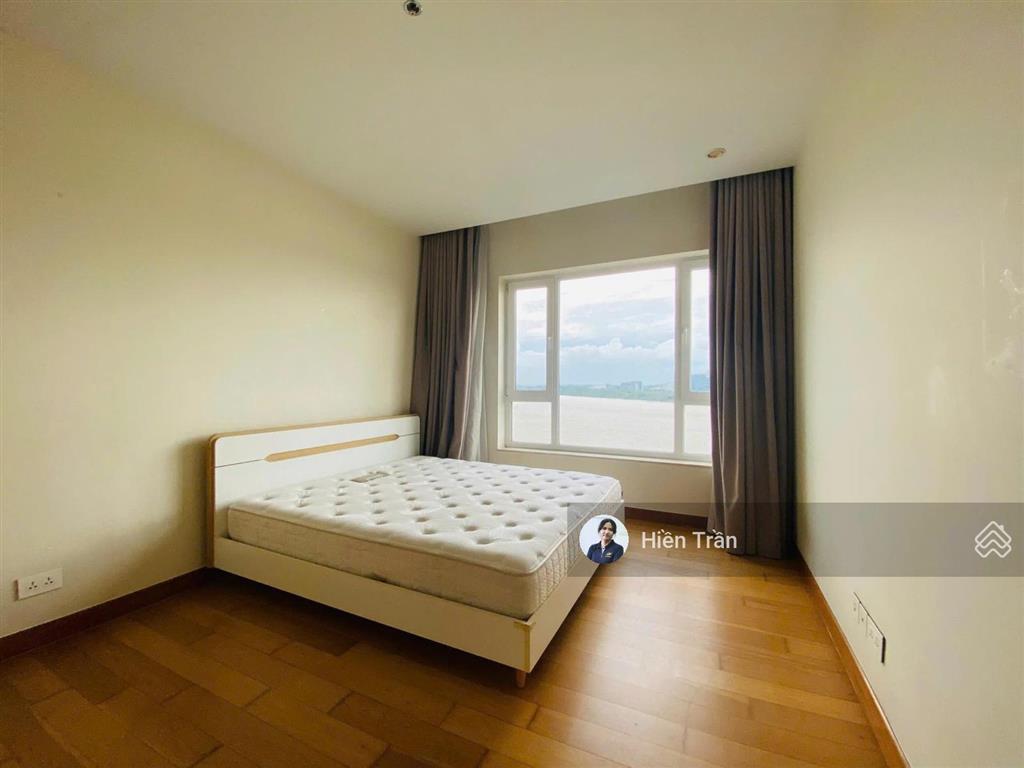 Sản phẩm hiếm 2pn tháp brillant sẵn sổ hồng vị trí độc nhất  các phòng bao bởi view sông. gọi ngay