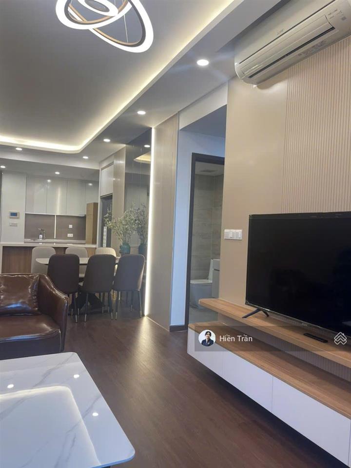 Giá tốt  10,8 tỷ (còn tl) chủ cần bán gấp căn 3pn view sông quận 1  nắm key xem 24/7  gọi ngay