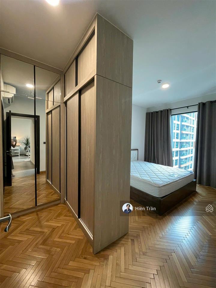 Chủ gửi bán căn 2pn có sẵn sổ hồng, view sông sg và nội khu dự án, chỉ 10 tỷ (bao hết). gọi ngay