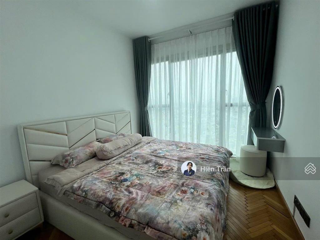 Căn 1pn gửi bán nhanh giá chỉ 7,2 tỷ (bao hết), thiện chí bán, còn giảm thêm, sẵn sổ hồng mua bán