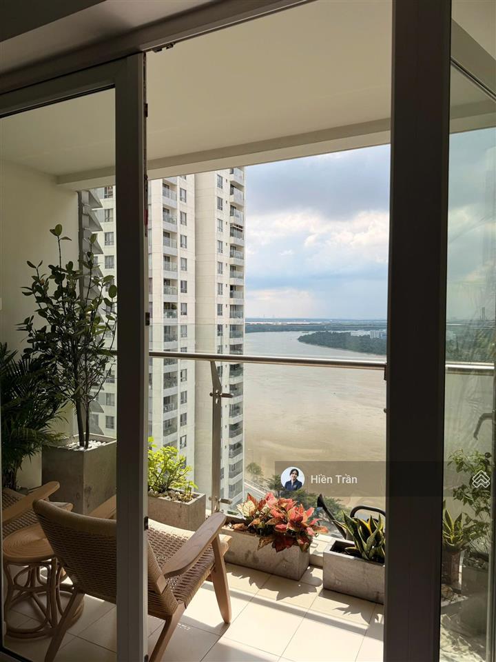 Chỉ 11 tỷ (bao hết) sở hữu ngay căn 2pn có sổ hồng, view sông trực diện, gọi ngay để nhận tư vấn