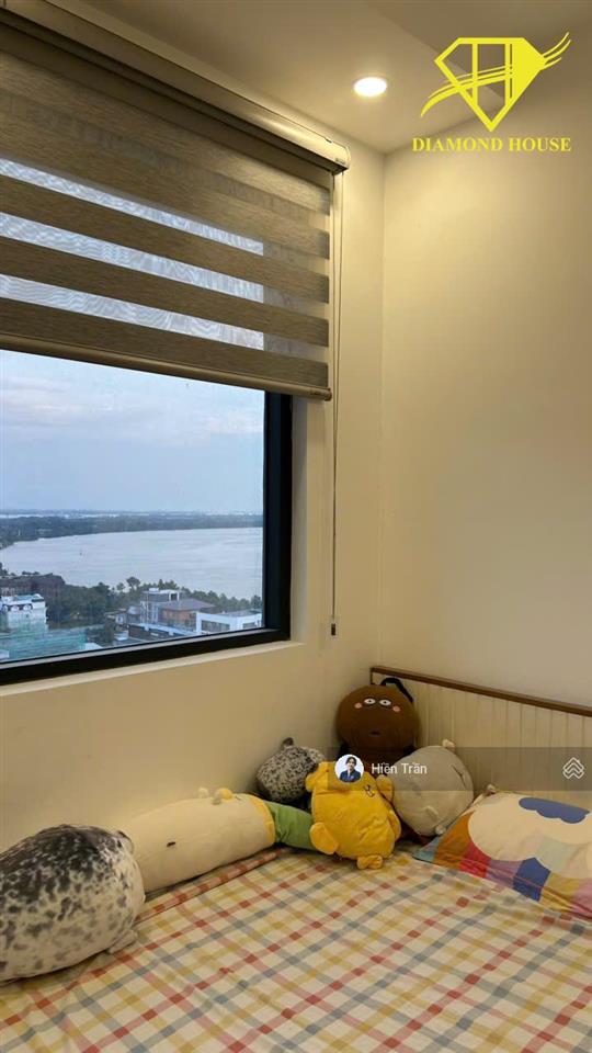 Nổi bật  2 căn view sông đông nam, hướng đón gió  full nội thất giá chỉ 24 triệu/tháng (còn tl)