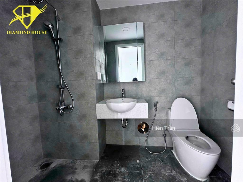 Không đăng ảo  chủ gửi bán nhanh căn 2pn view đông nam giá 6,5 tỷ (bao hết) không phát sinh thêm