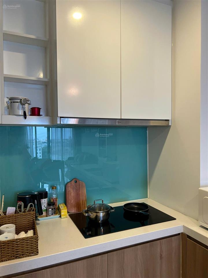 1pn chủ cần bán gấp giá chỉ 6,3 tỷ đã sẵn sổ hồng không vay full nội thất, có sẵn hđ thuê dài hạn