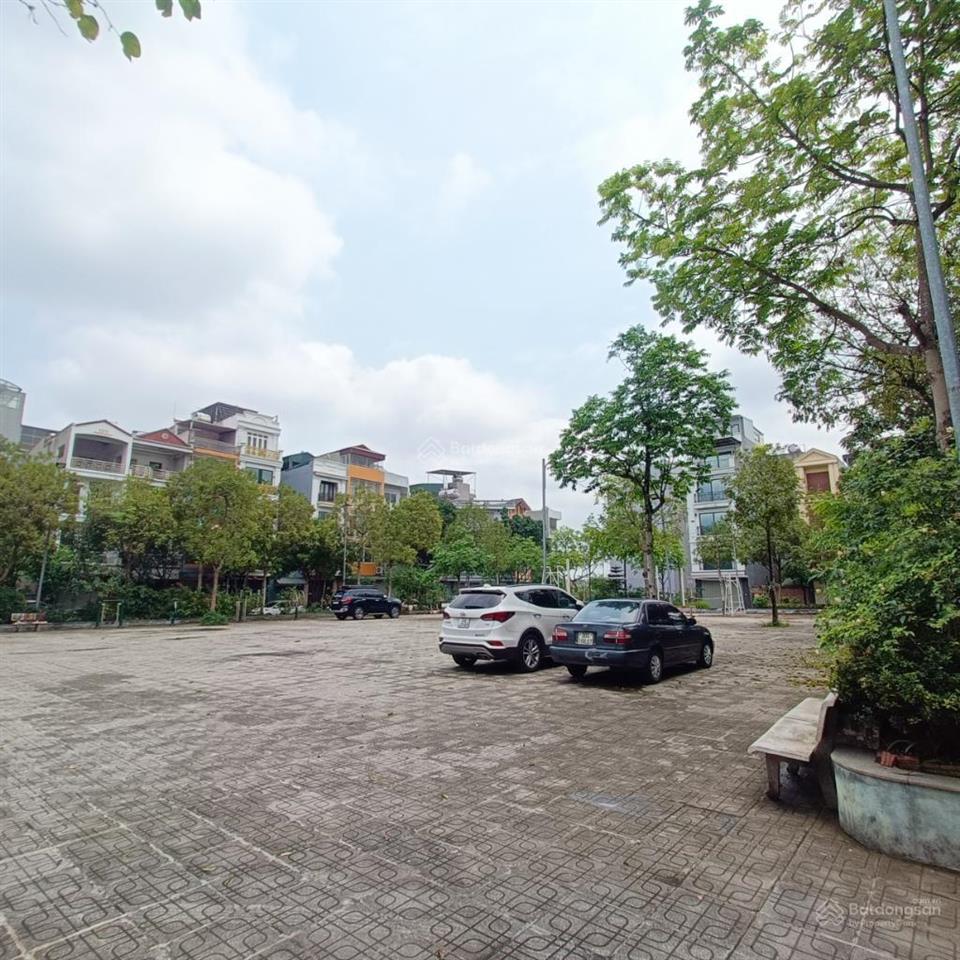 Bán nhà phân lô phạm khắc quảng 75m² mt 5m 6 tầng thang máy vỉa hè ô tô tránh giá 23,2 tỷ .