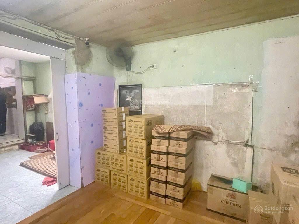 Nhỉnh 5 tỷ  nhà phố mã mây phố đi bộ  lõi phố cổ  cách 1 nhà ra phố, sd tầng 1, diện tích 56m2