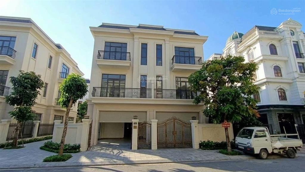 60 tỷ biệt thự phân lô việt hưng, kề cận vinhomes riverside, 320m2, mặt tiền 12m, ô tô tránh vỉa hè